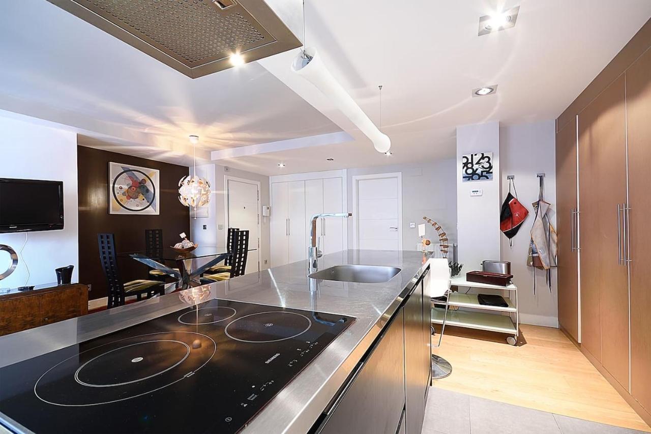 Piso Moderno, Centrico Y Con Garaje Gratis Apartment Bilbao Luaran gambar