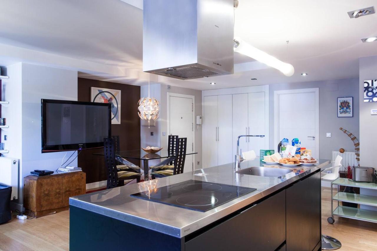 Piso Moderno, Centrico Y Con Garaje Gratis Apartment Bilbao Luaran gambar