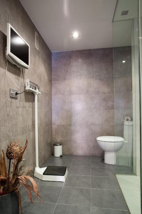 Piso Moderno, Centrico Y Con Garaje Gratis Apartment Bilbao Luaran gambar