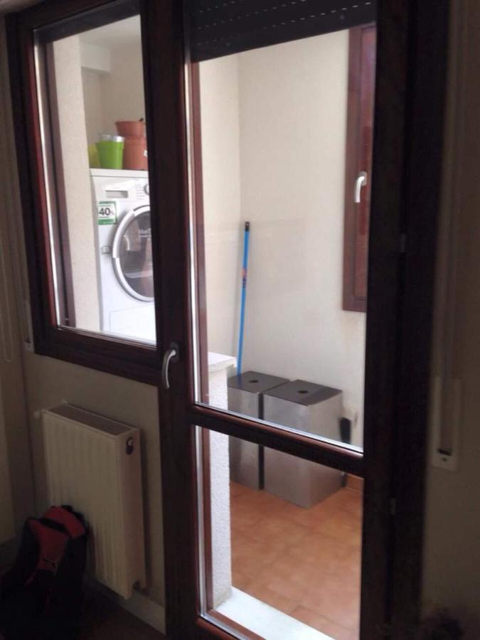 Piso Moderno, Centrico Y Con Garaje Gratis Apartment Bilbao Luaran gambar