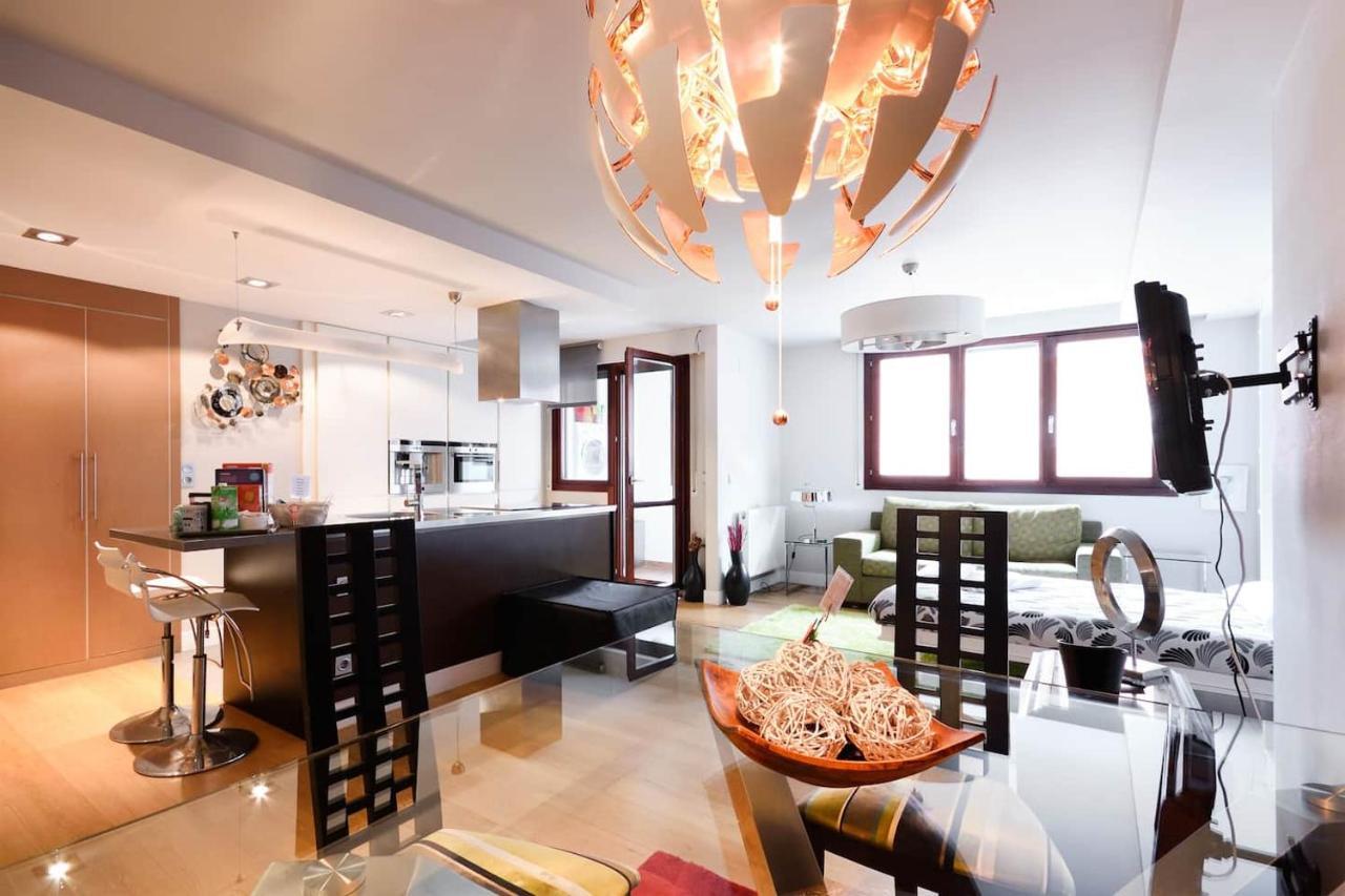 Piso Moderno, Centrico Y Con Garaje Gratis Apartment Bilbao Luaran gambar