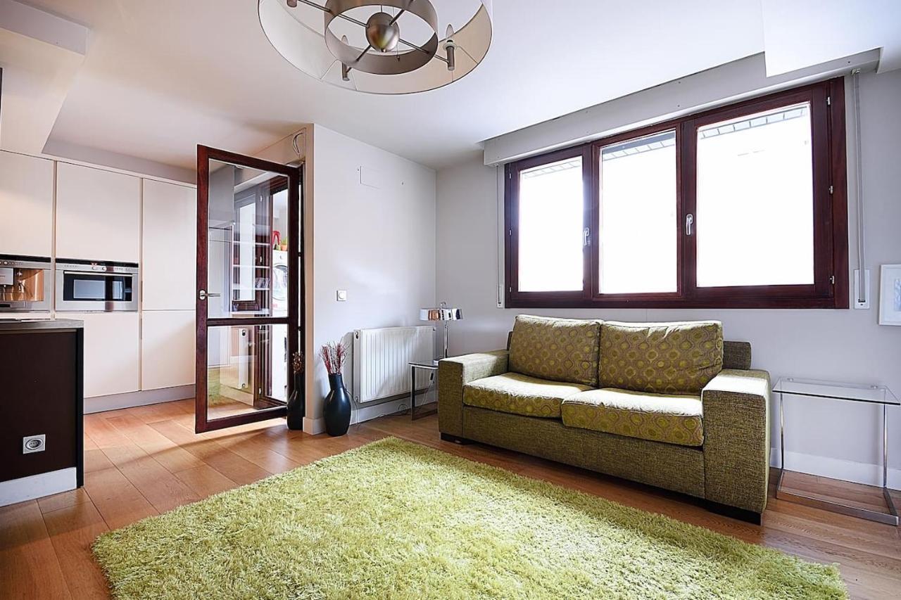 Piso Moderno, Centrico Y Con Garaje Gratis Apartment Bilbao Luaran gambar