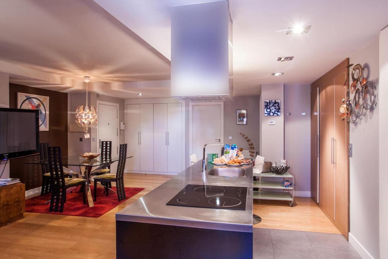 Piso Moderno, Centrico Y Con Garaje Gratis Apartment Bilbao Luaran gambar